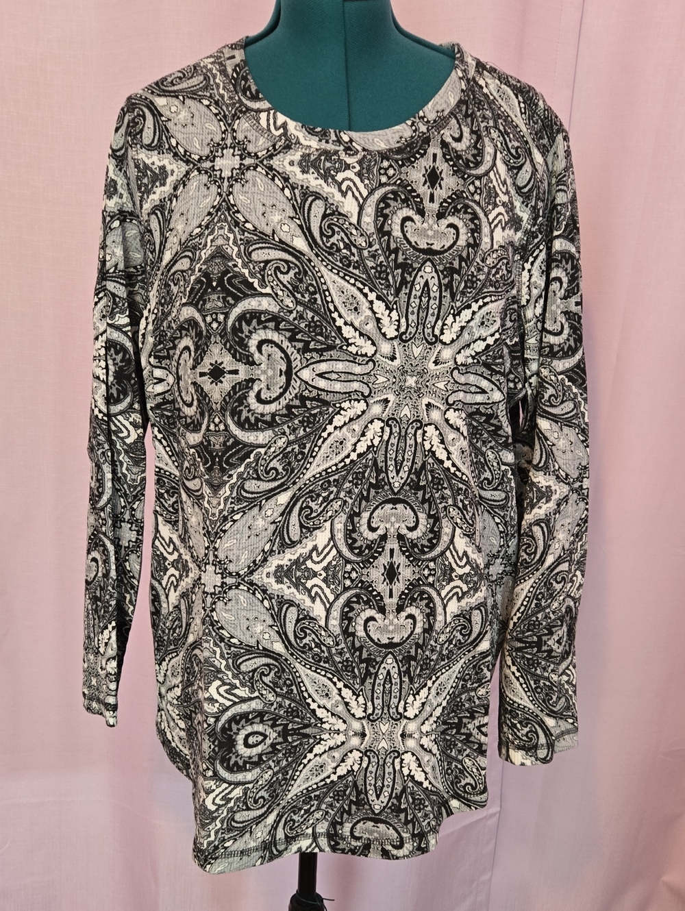 Roaman's Black and White Paisley-Print Long Sleeve Tee